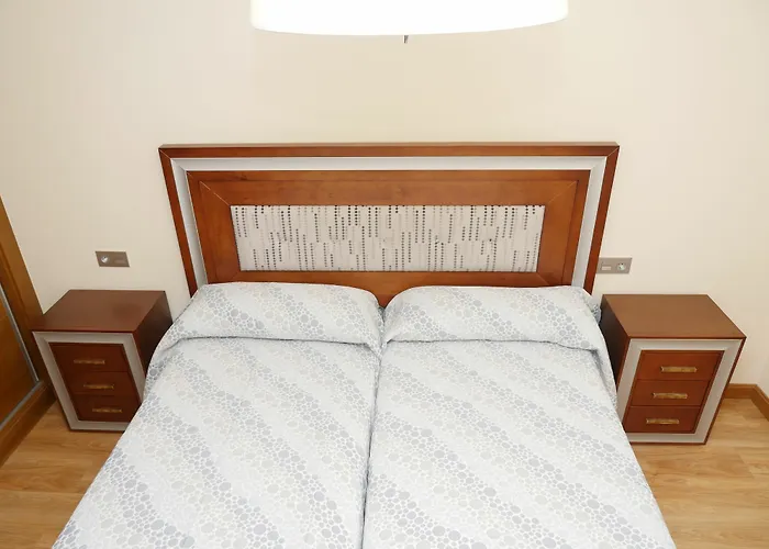 & Santo Domingo De Silos